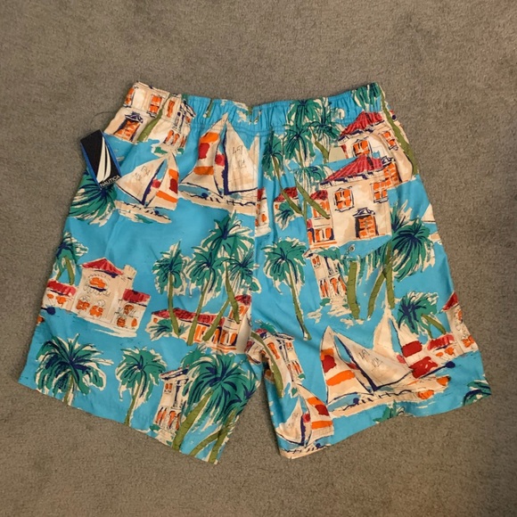Nautica NWT AOP swim trunks - Picture 2 of 6